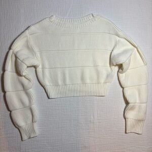 Elegant Cream Ribbed Sweater